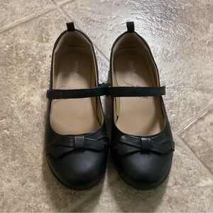 Cat & Jack Mary Jane shoes